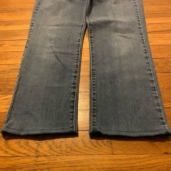 Levi’s 505 Women’s Jeans - Picture 2 of 11